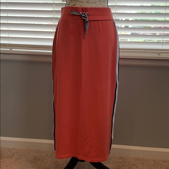 Tommy Hilfiger Dresses & Skirts - Tommy Hilfiger Side-Stripe Midi Skirt Medium